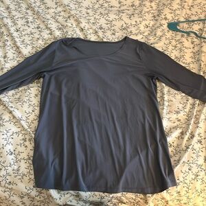 Women’s quarter inch shirt